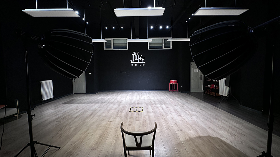 集影飞扬艺考学校校园环境